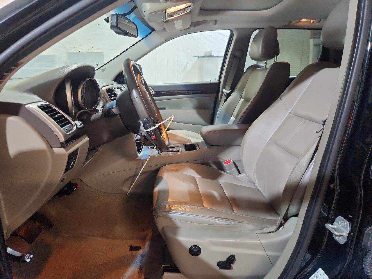 2013 Jeep Grand Cherokee Laredo - zdjęcie 7