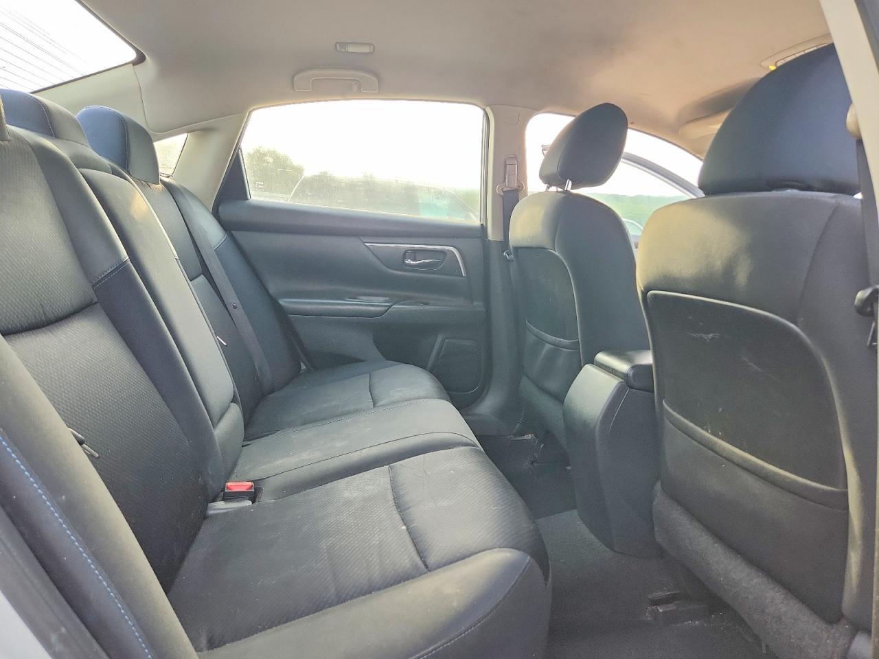 2017 Nissan Altima 2.5 Sr - zdjęcie 10