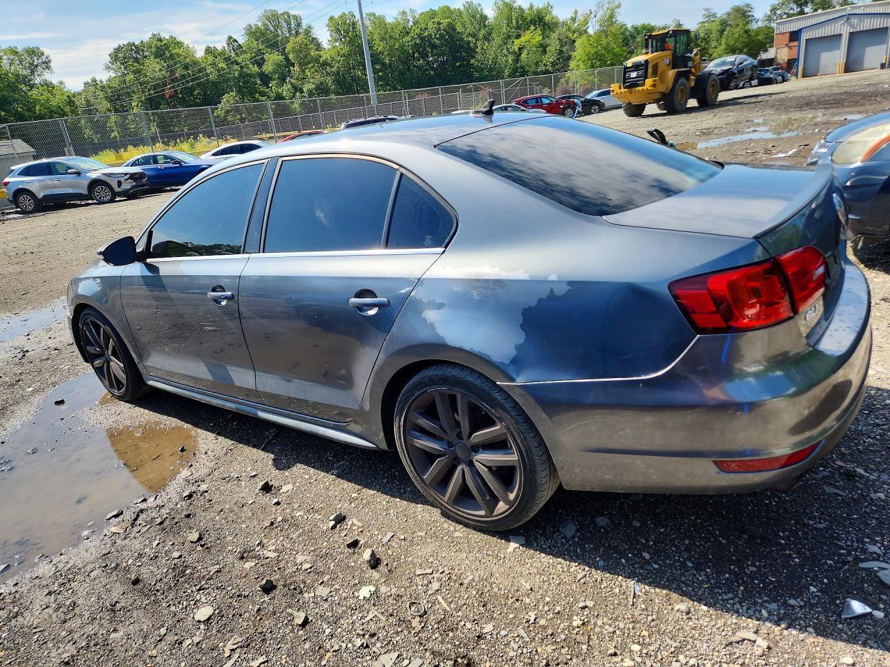 2013 Volkswagen Jetta Gli - zdjęcie 2
