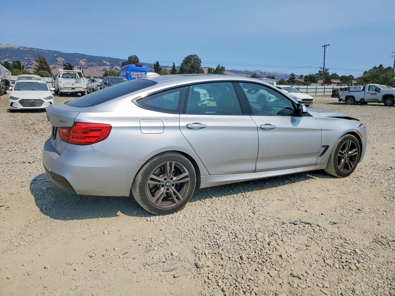 2014 BMW 328 Xigt - zdjęcie 3