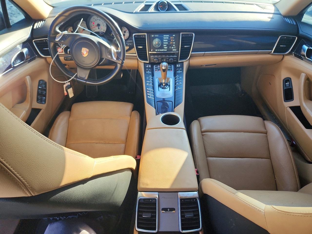 2015 Porsche Panamera S - zdjęcie 8