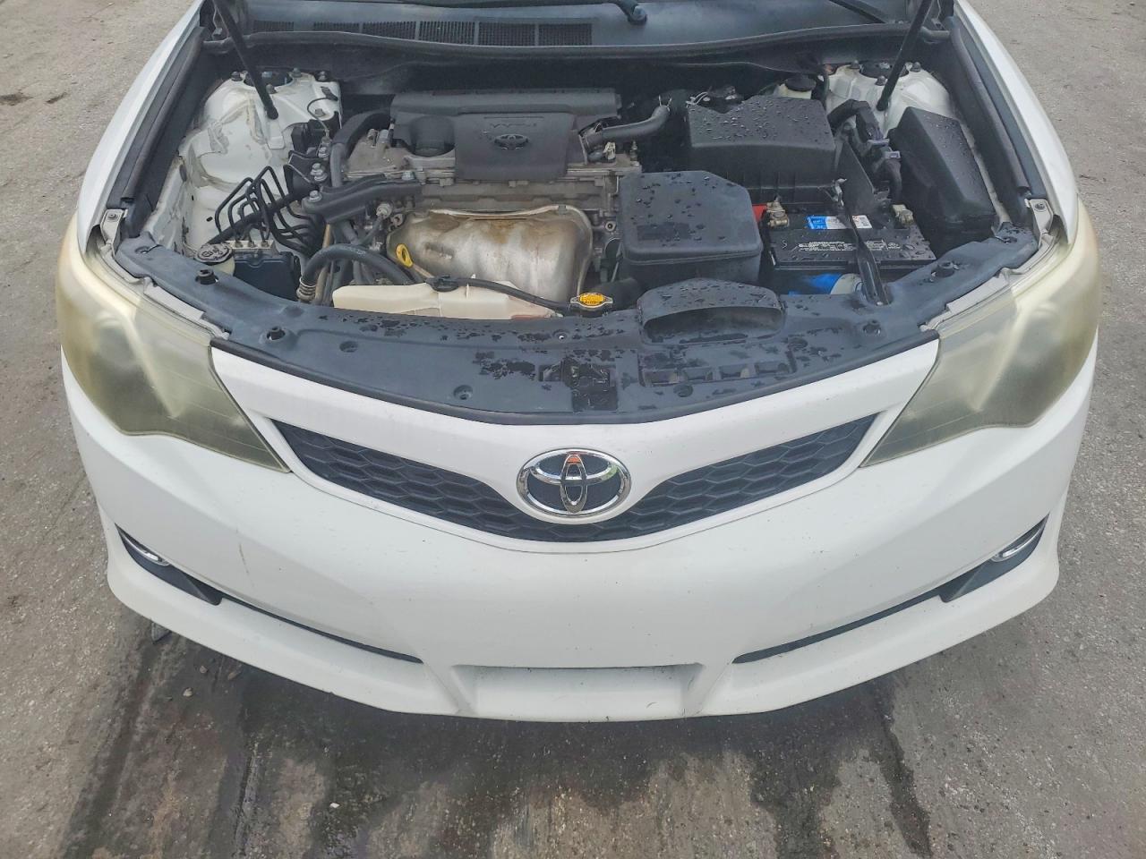 2014 Toyota Camry Se - zdjęcie 11