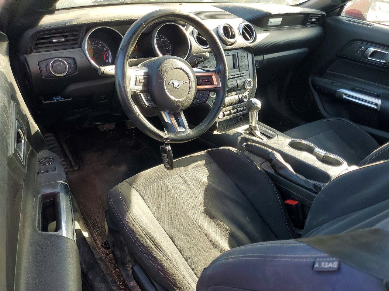 2018 Ford Mustang - zdjęcie 8
