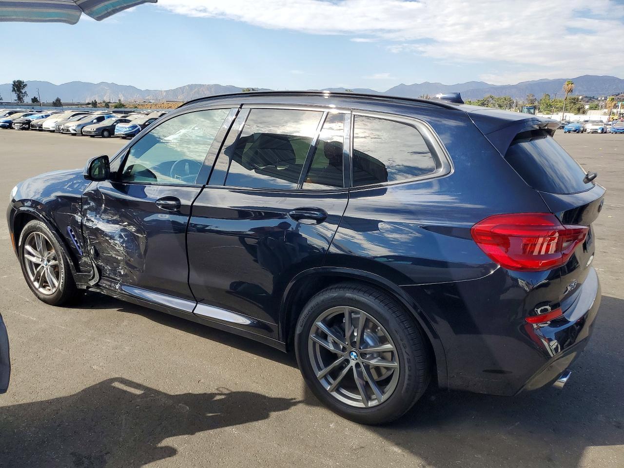 2019 BMW X3 Sdrive30I - zdjęcie 2