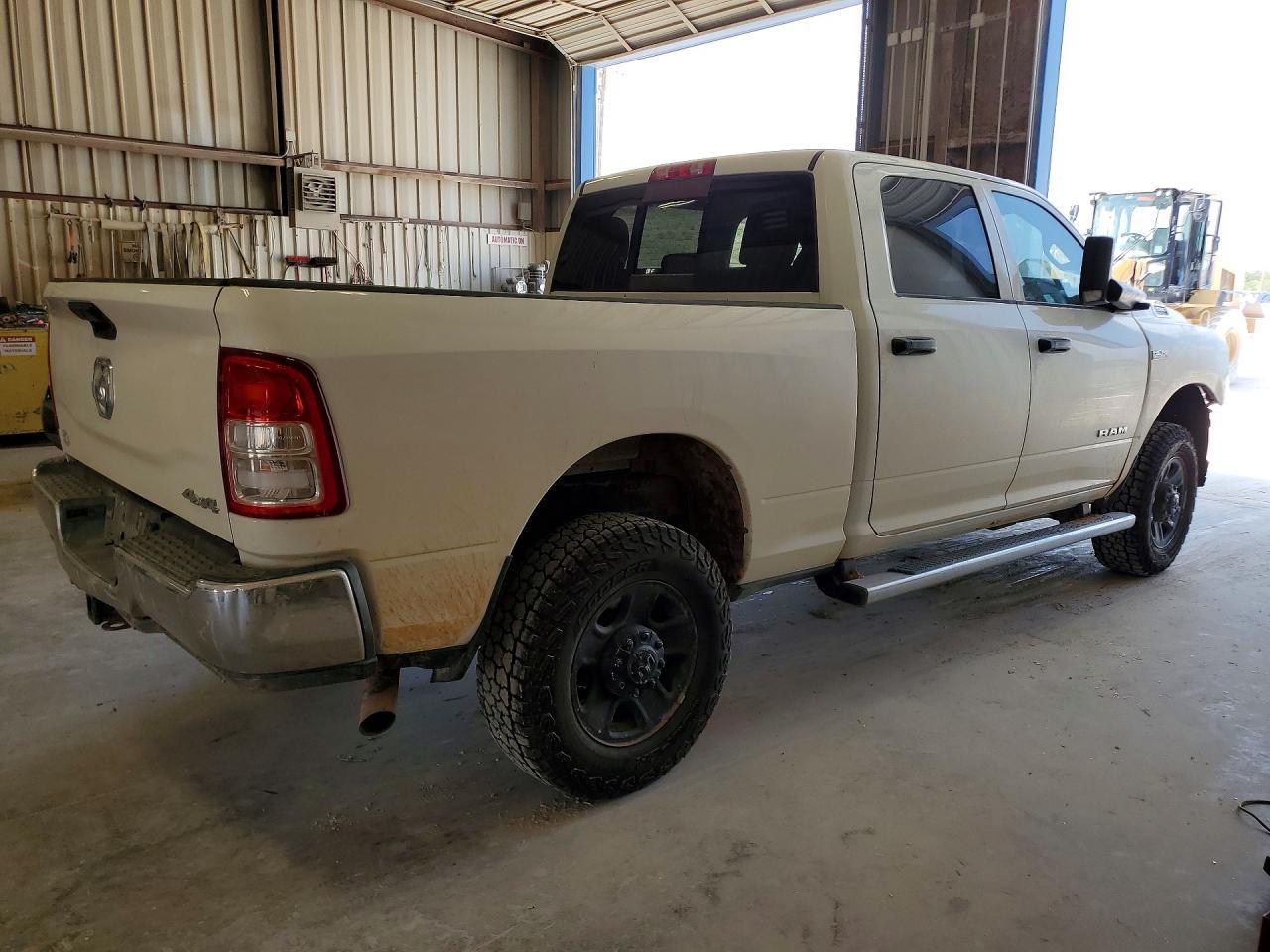 2022 Ram 2500 Tradesman - zdjęcie 3