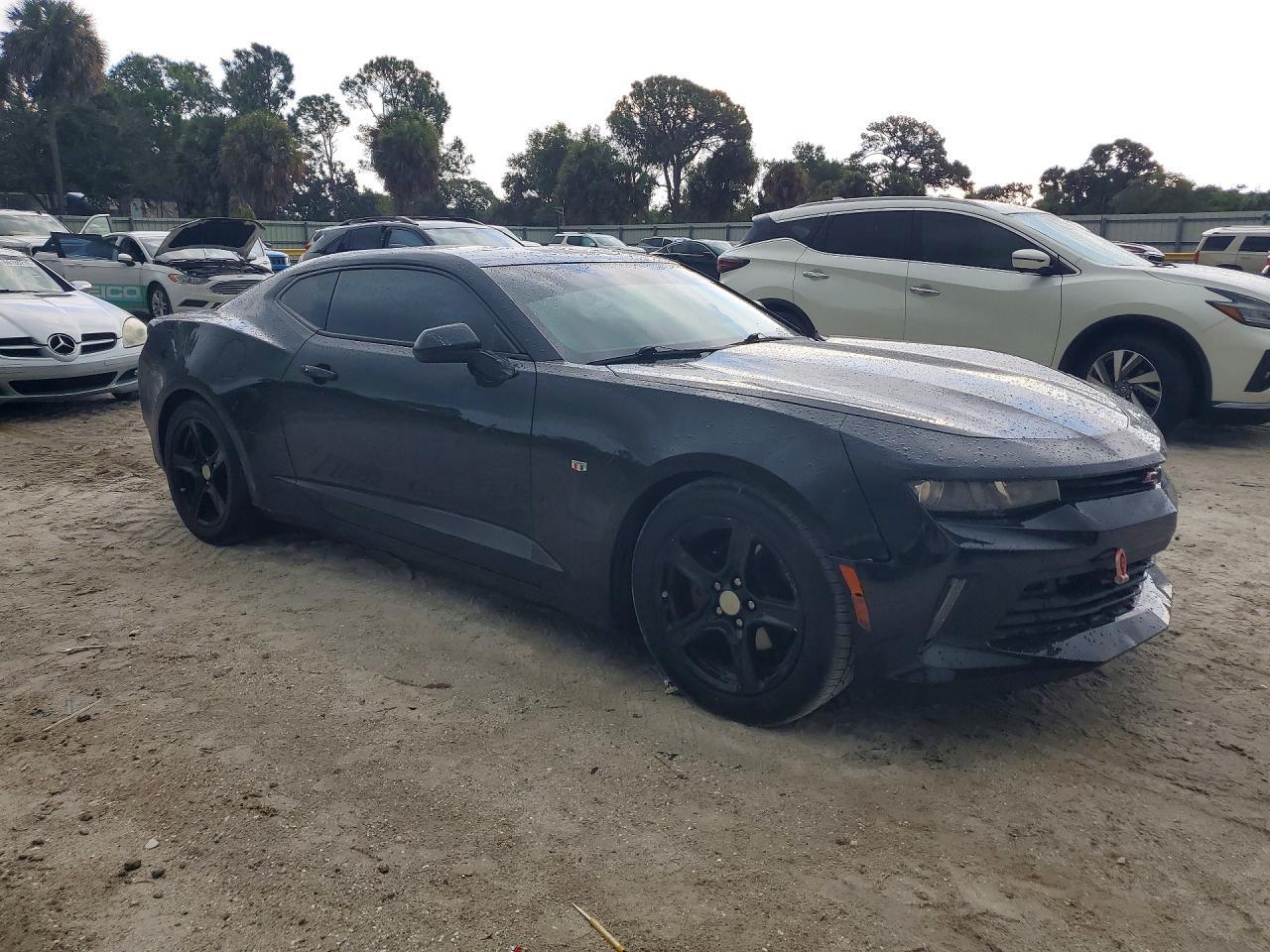 2018 Chevrolet Camaro Lt - zdjęcie 4