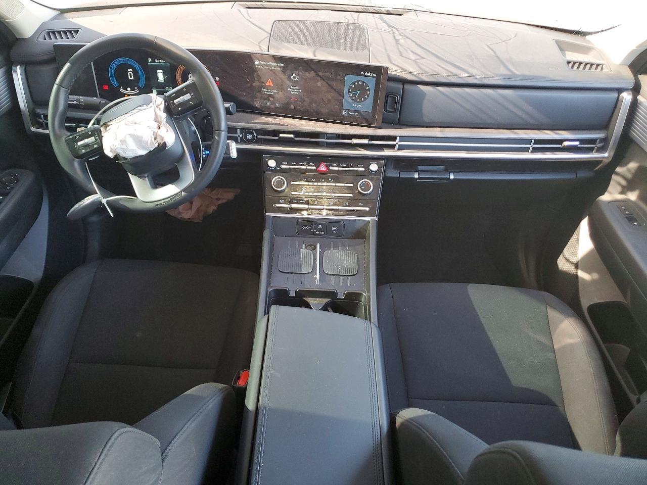 2024 Hyundai Santa Fe Se - zdjęcie 8