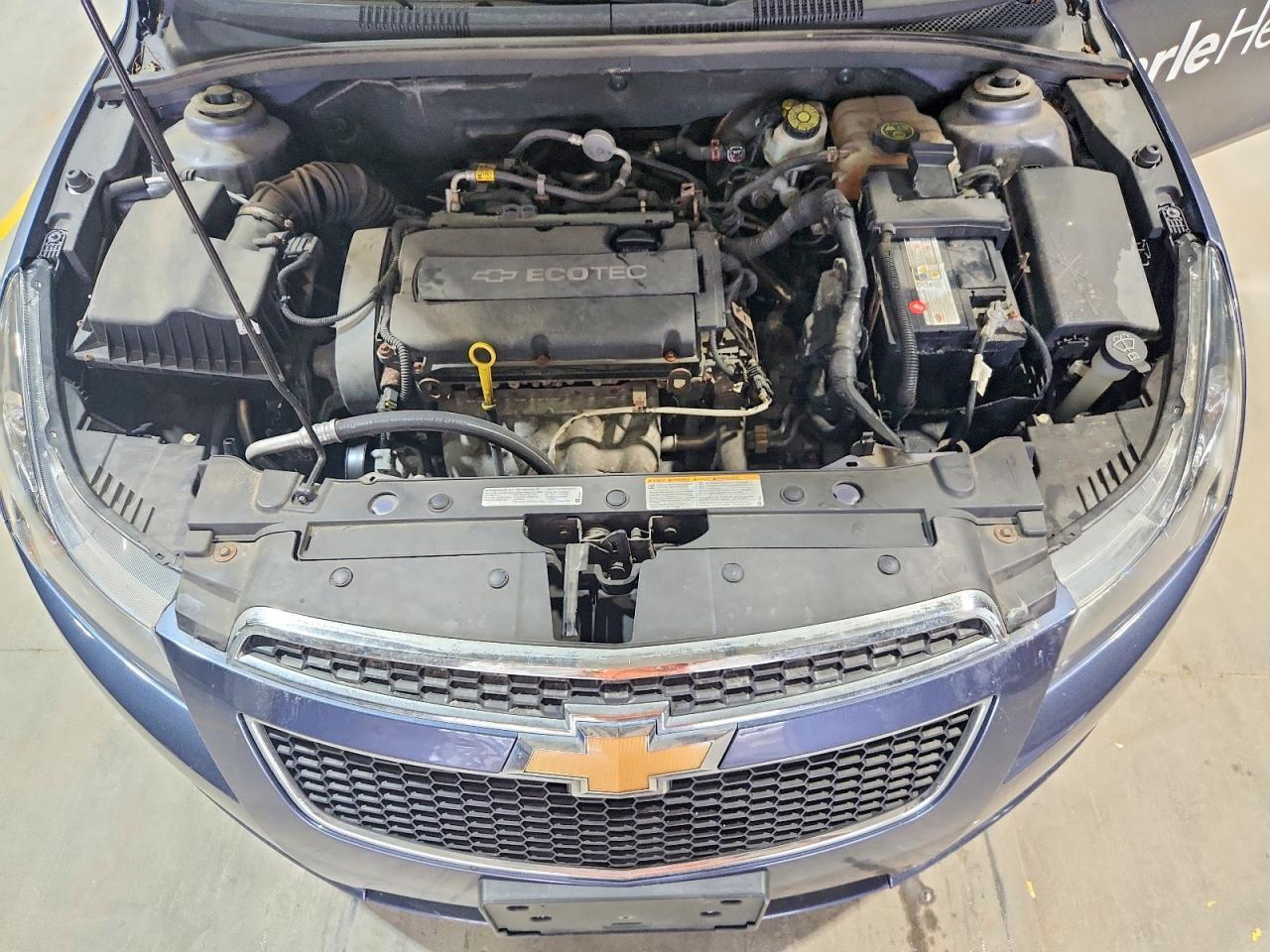 2014 Chevrolet Cruze Ls - zdjęcie 11