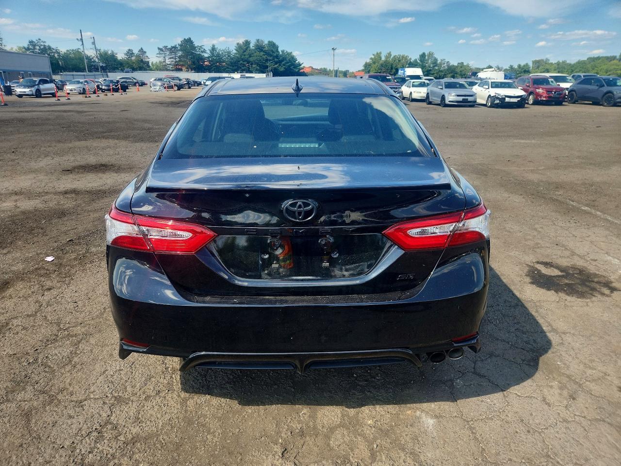 2020 Toyota Camry Se Nightshade - zdjęcie 6