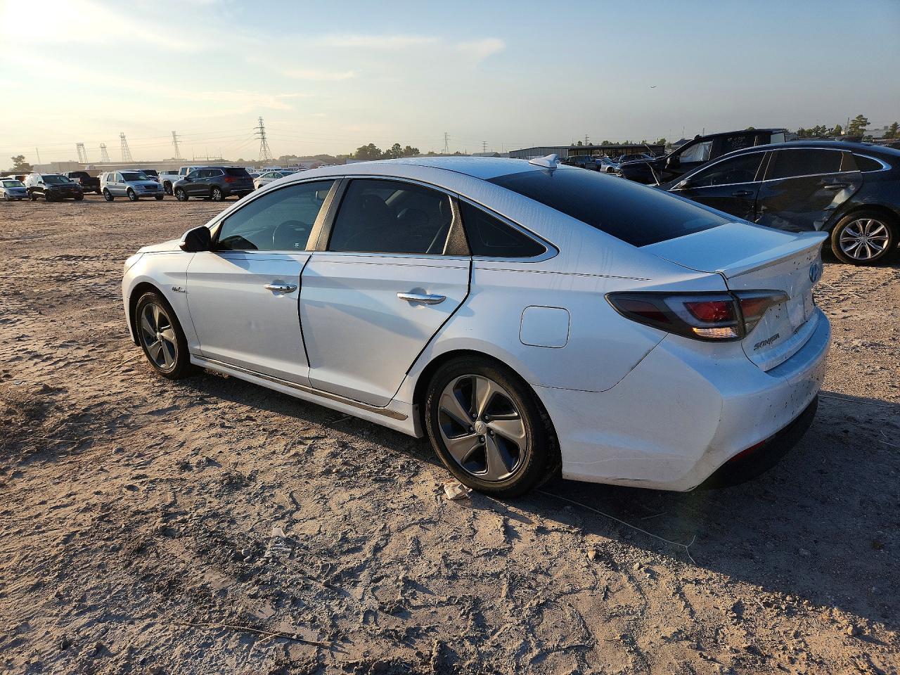 2017 Hyundai Sonata Hybrid Limited - zdjęcie 2