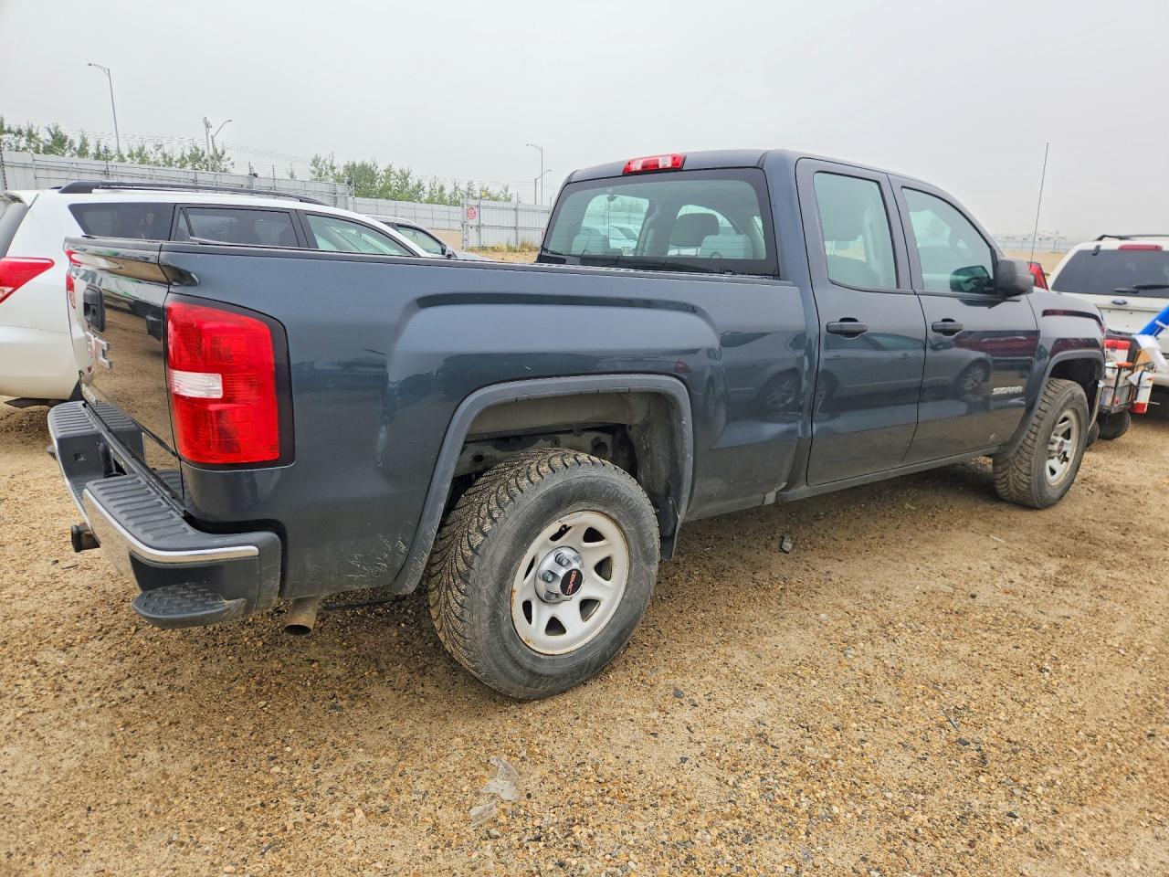2018 GMC Sierra C1500 - zdjęcie 3