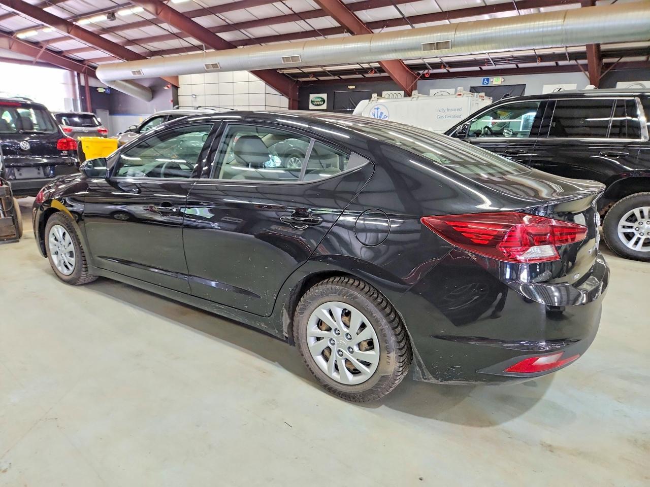 2019 Hyundai Elantra Se - zdjęcie 2