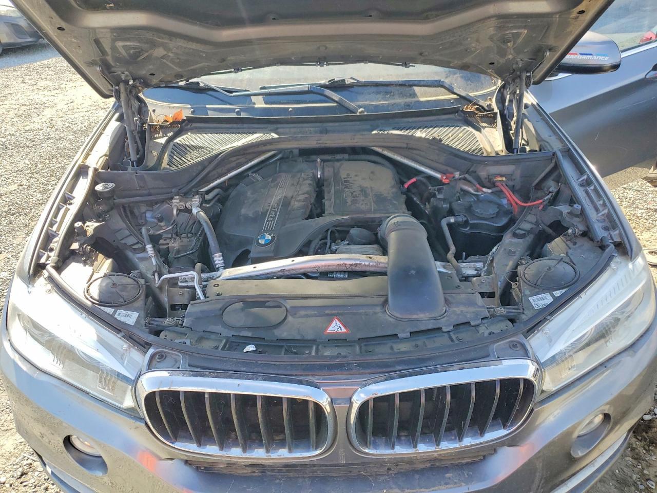 2014 BMW X5 Sdrive35I - zdjęcie 12