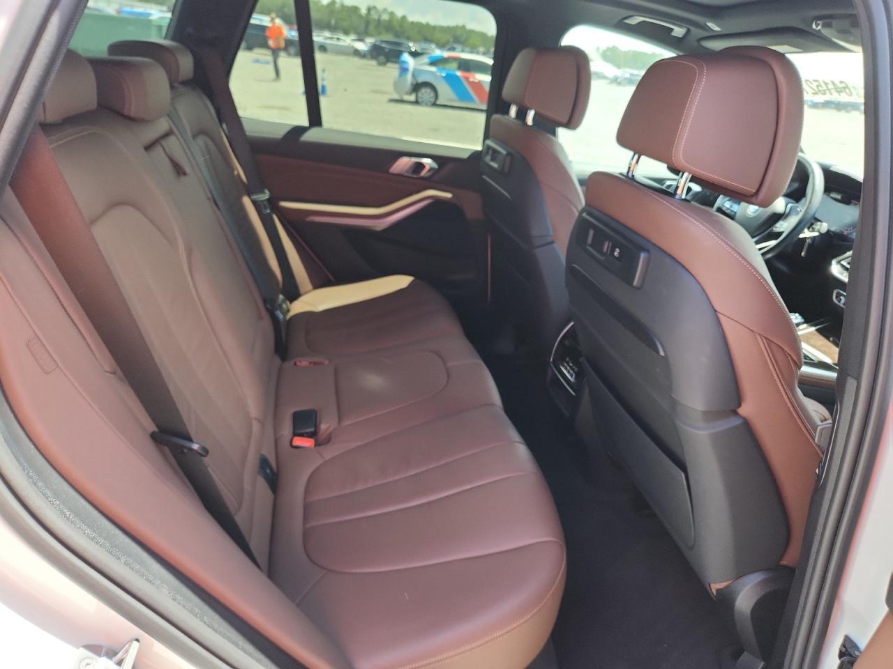 2019 BMW X5 xDrive40I - zdjęcie 11