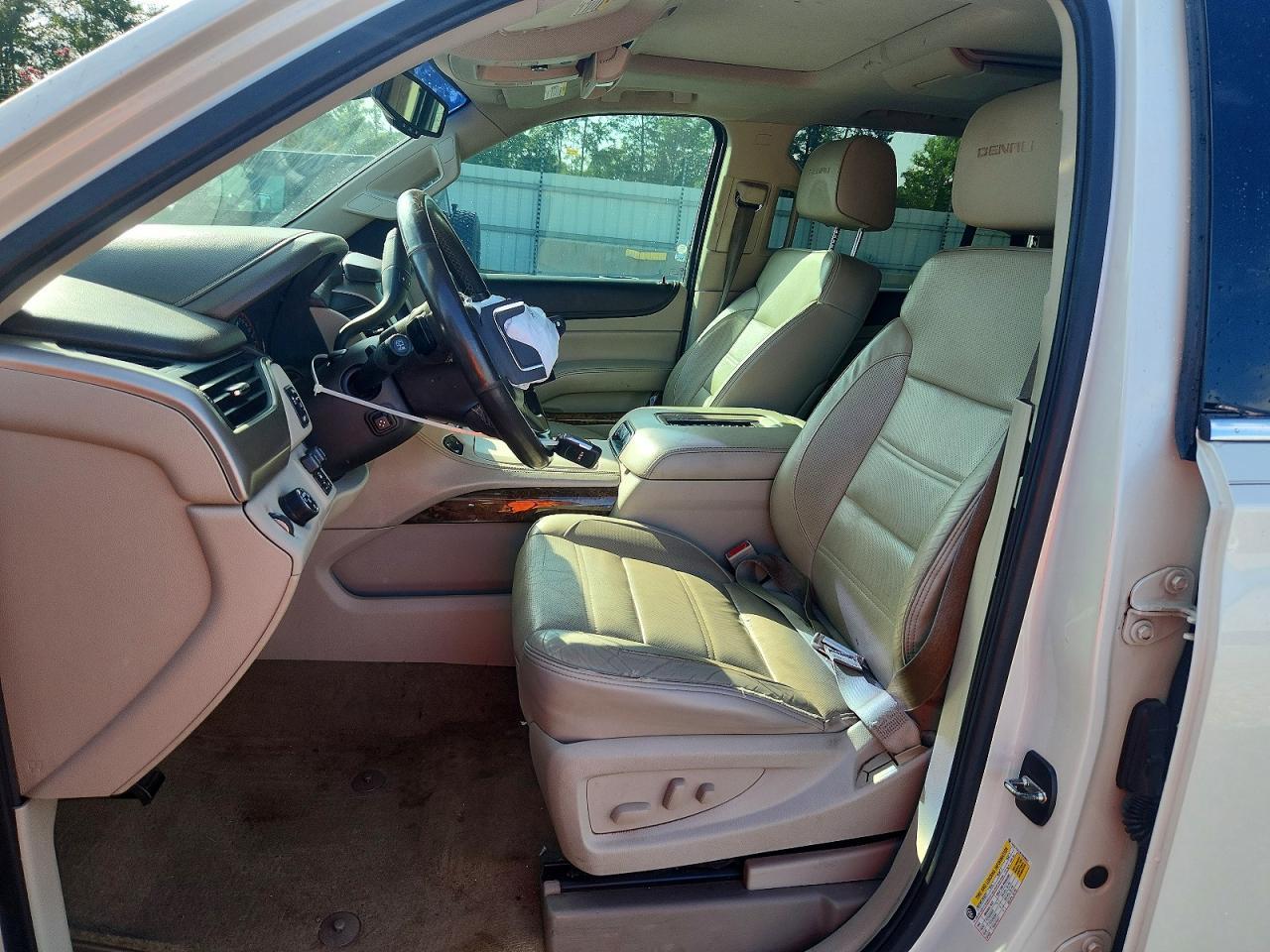 2015 GMC Yukon Denali - zdjęcie 7