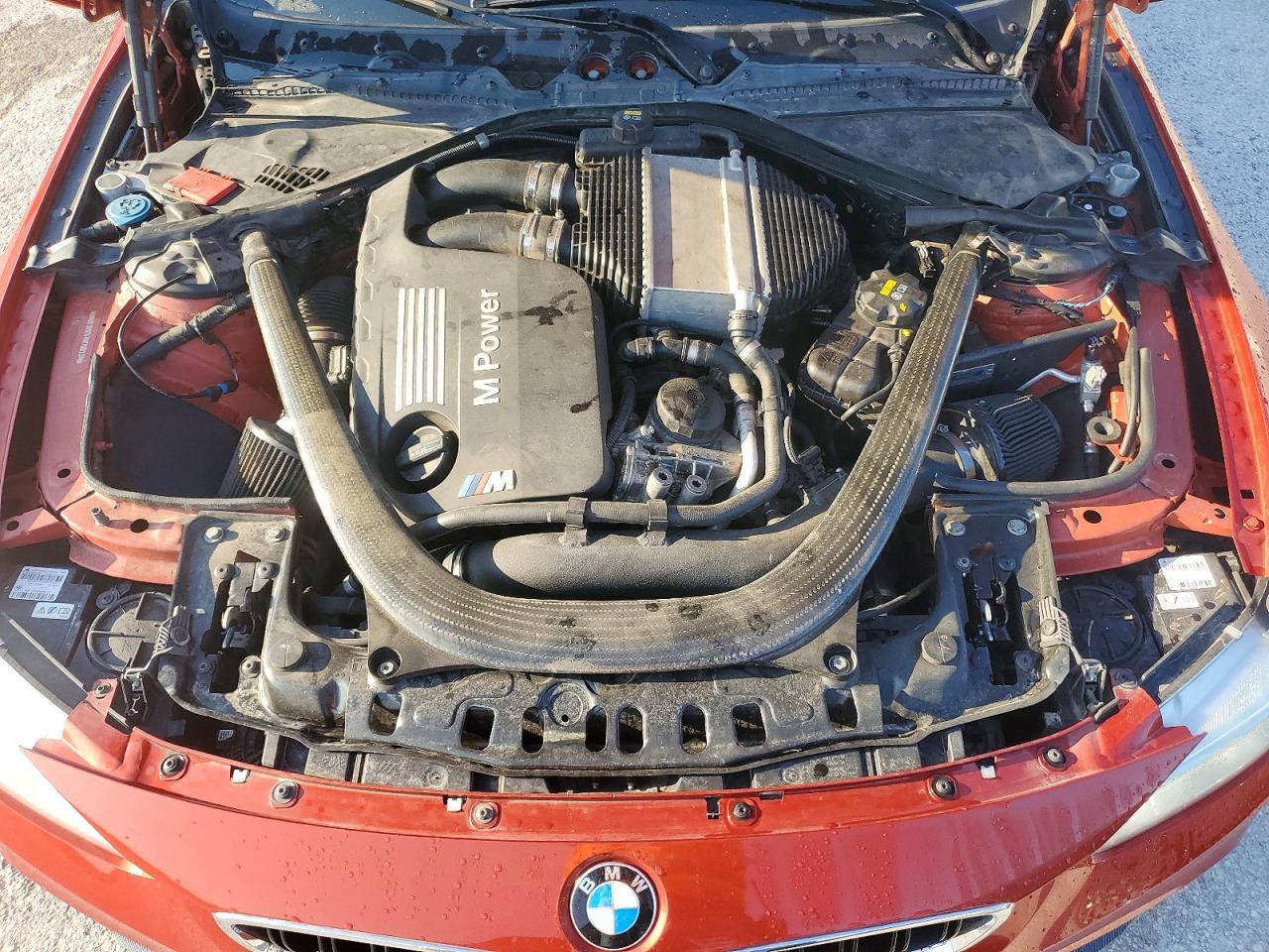 2017 BMW M4 - zdjęcie 11