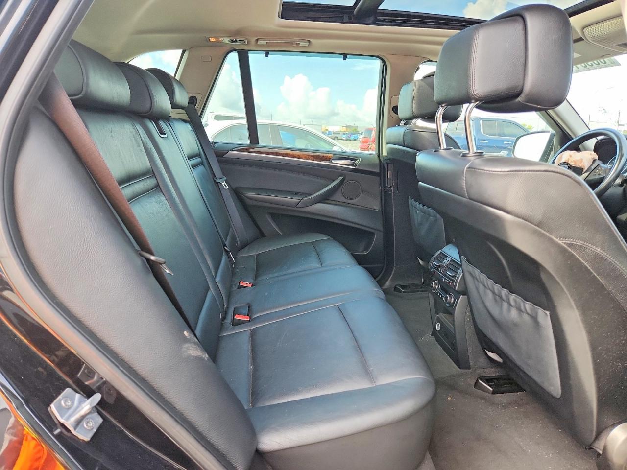 2013 BMW X5 xDrive35I - zdjęcie 11