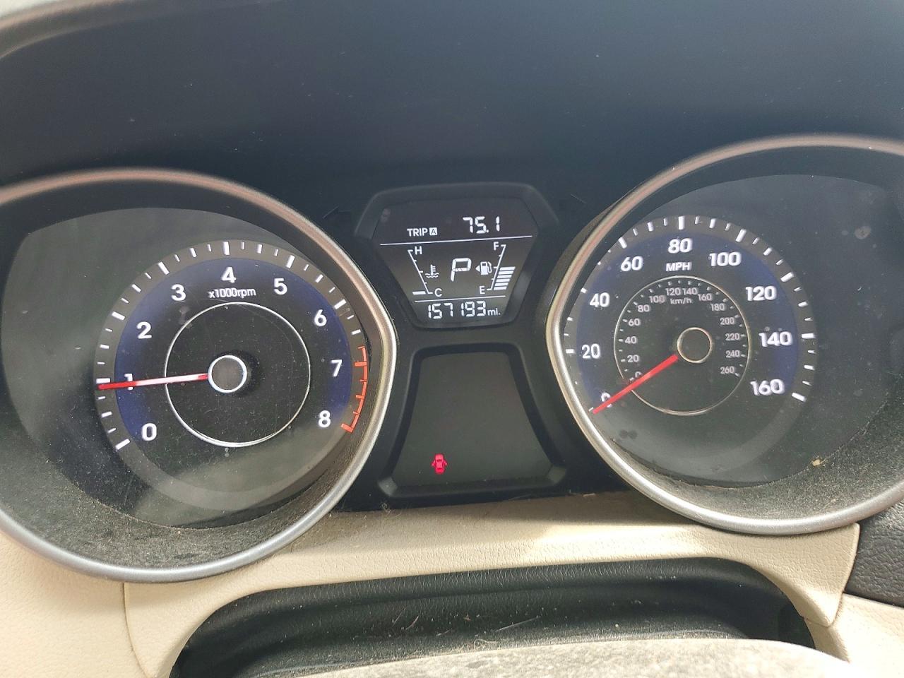2014 Hyundai Elantra Se - zdjęcie 9