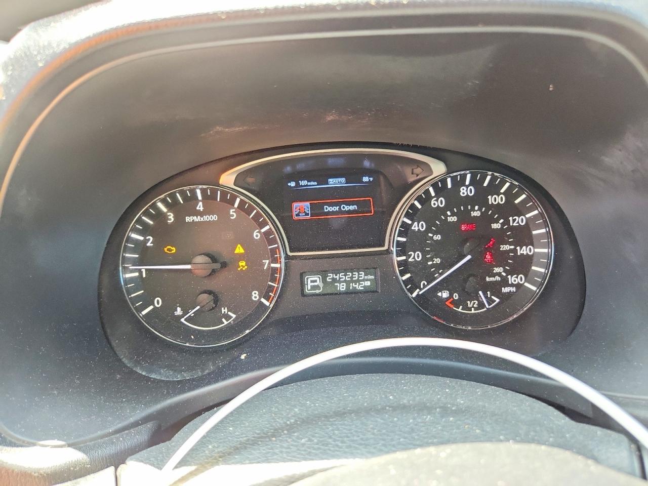 2013 Nissan Pathfinder S - zdjęcie 9