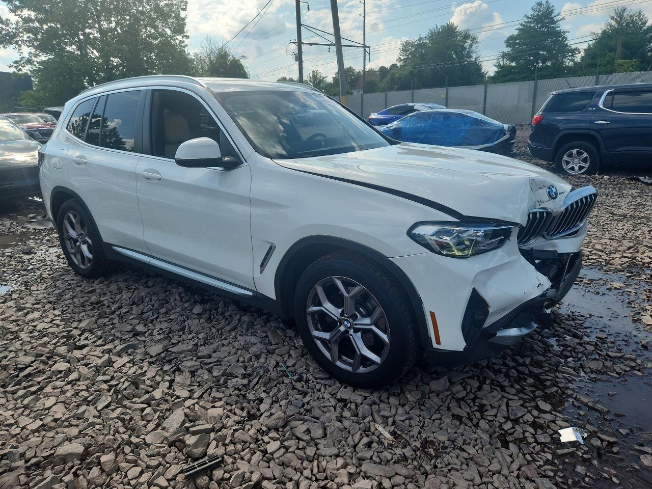 2022 BMW X3 xDrive30I - zdjęcie 4