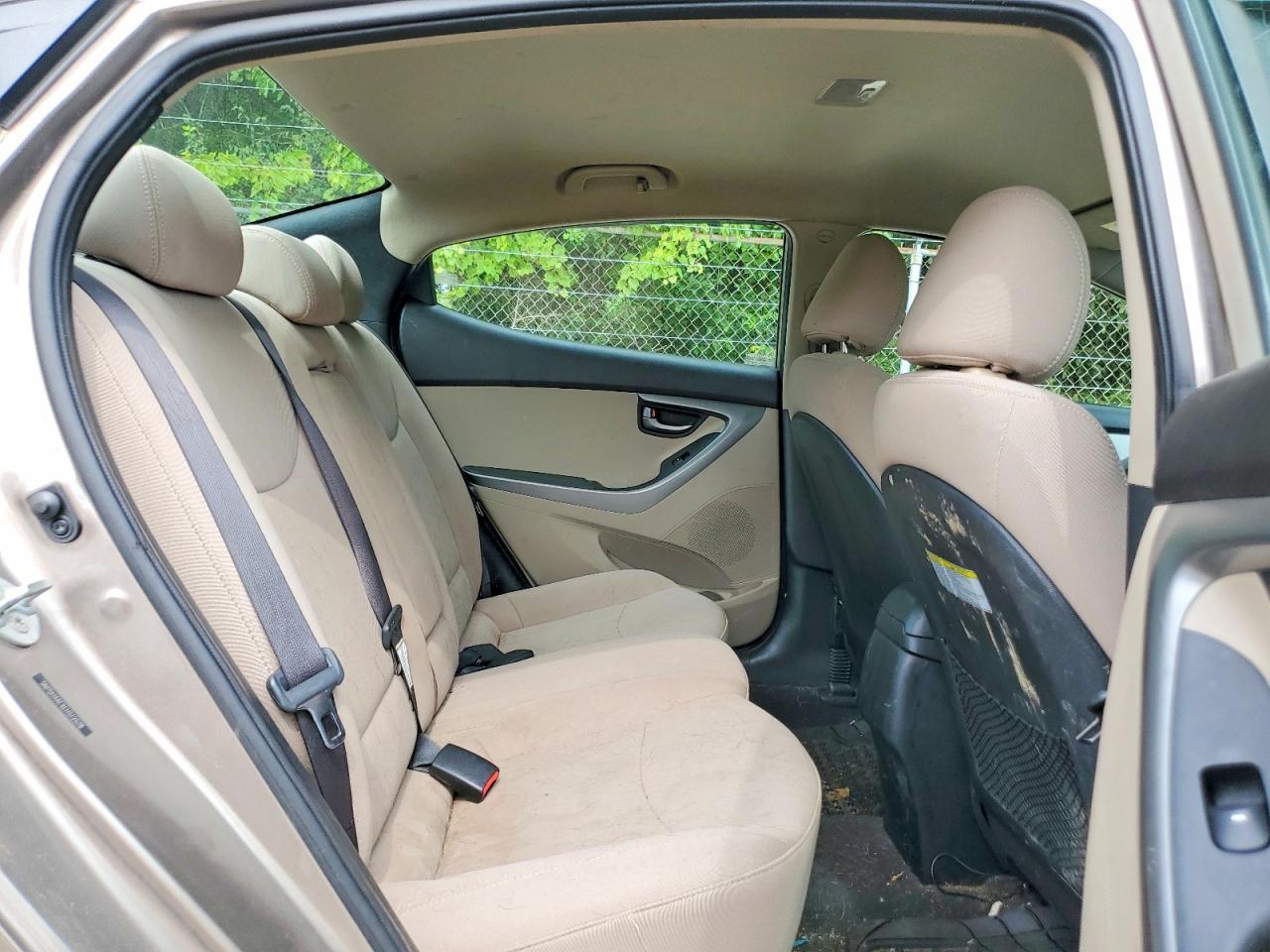 2014 Hyundai Elantra Se - zdjęcie 10