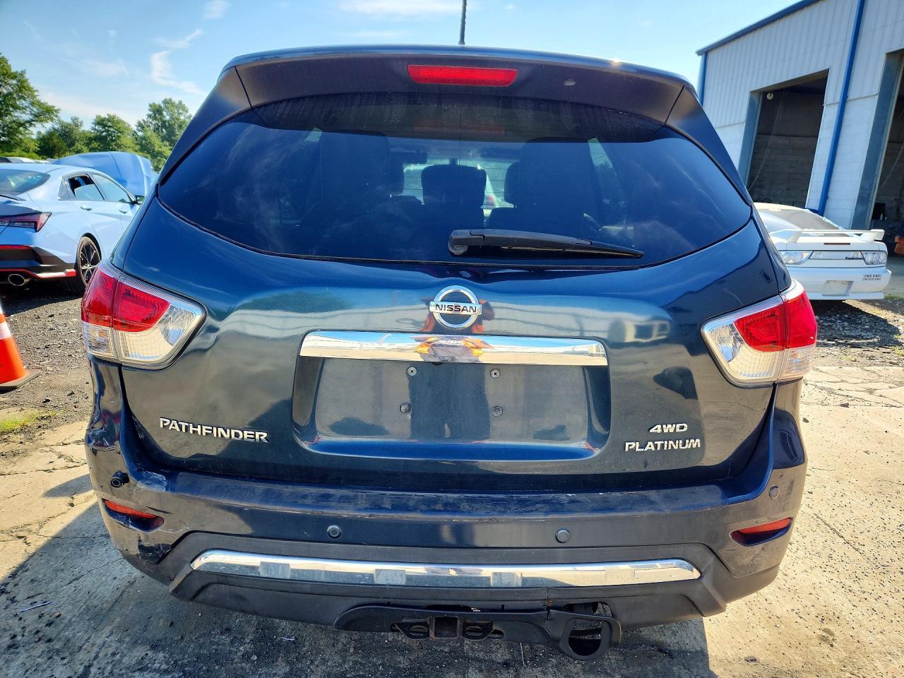 2014 Nissan Pathfinder Platinum - zdjęcie 6