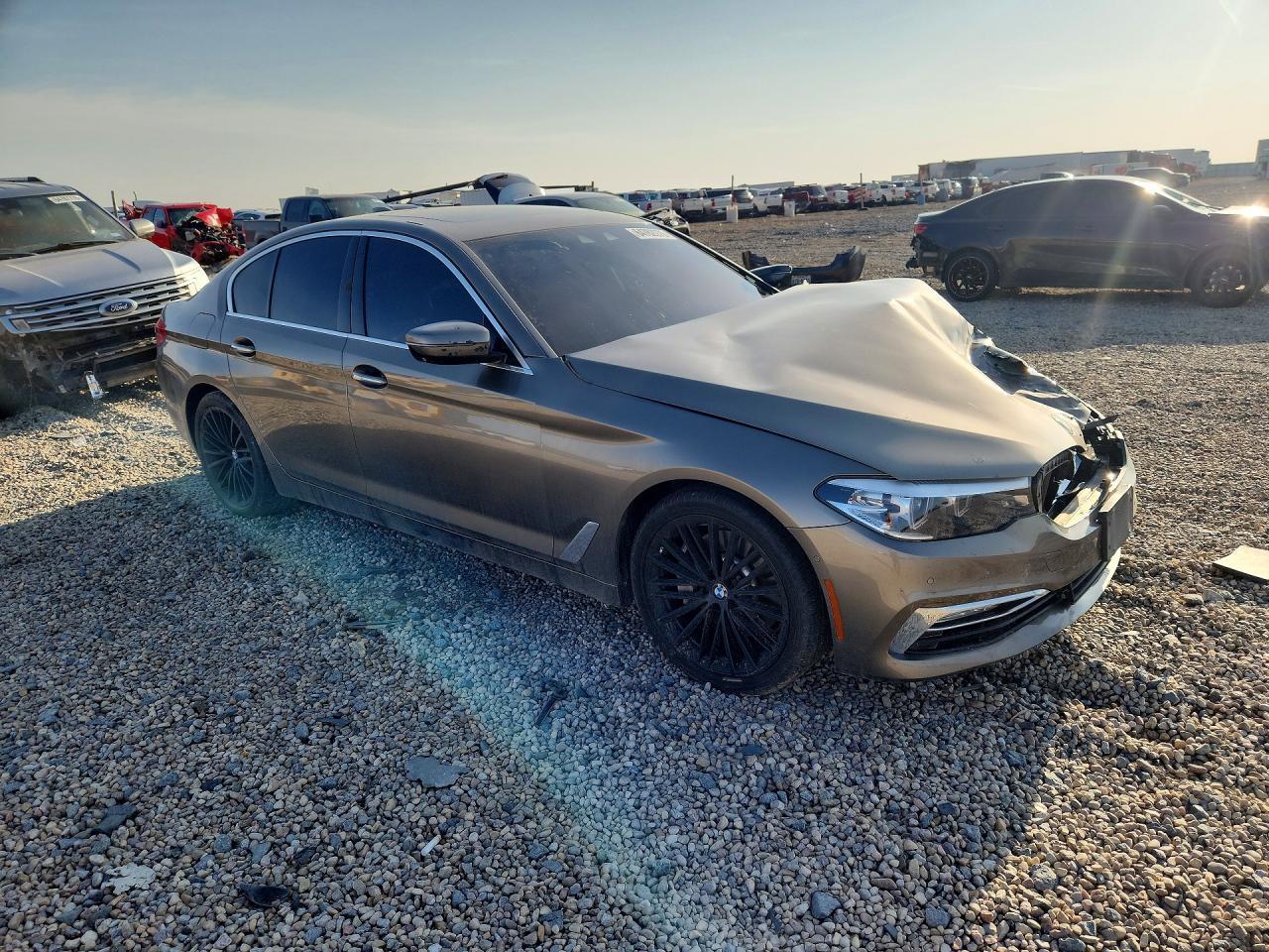 2017 BMW 530 I - zdjęcie 4