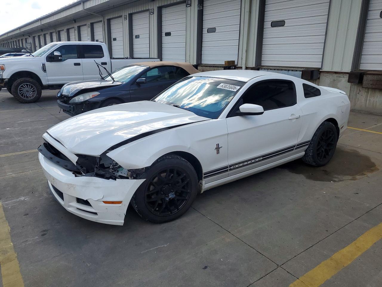 2013 Ford Mustang - zdjęcie główne