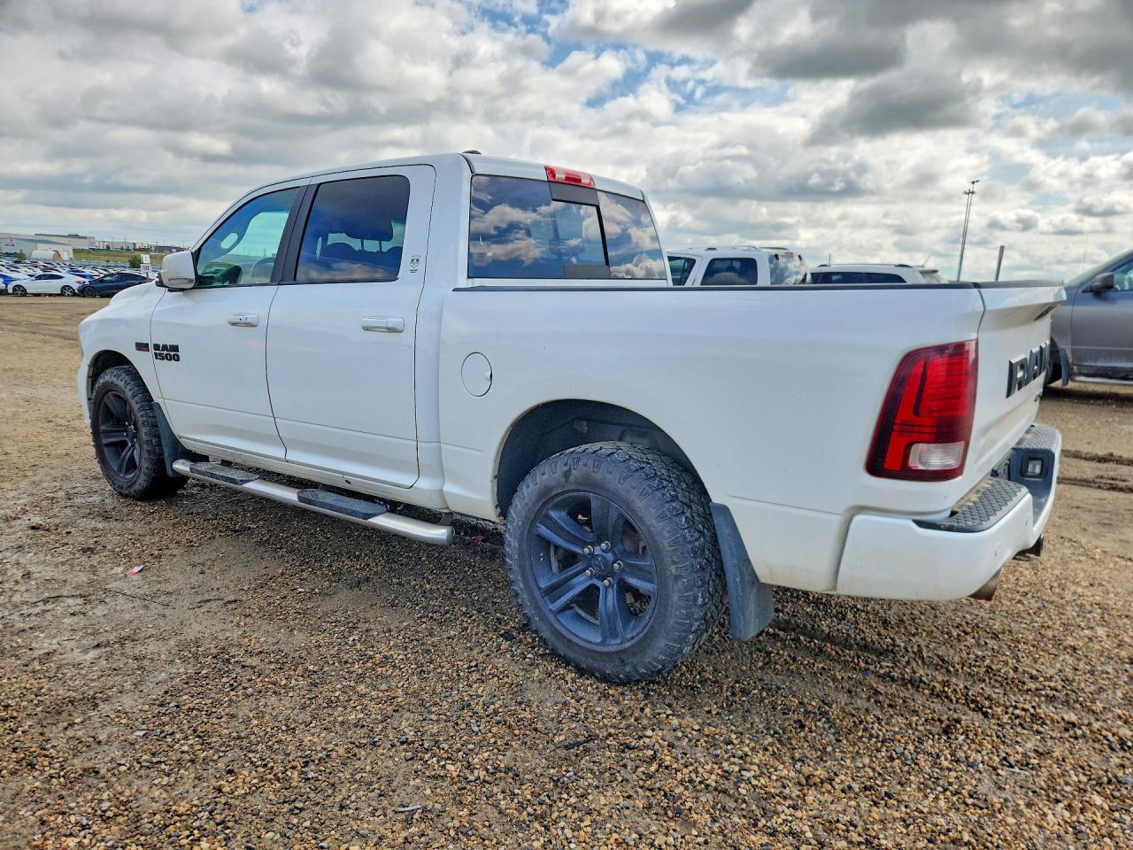 2017 Ram 1500 Sport - zdjęcie 2