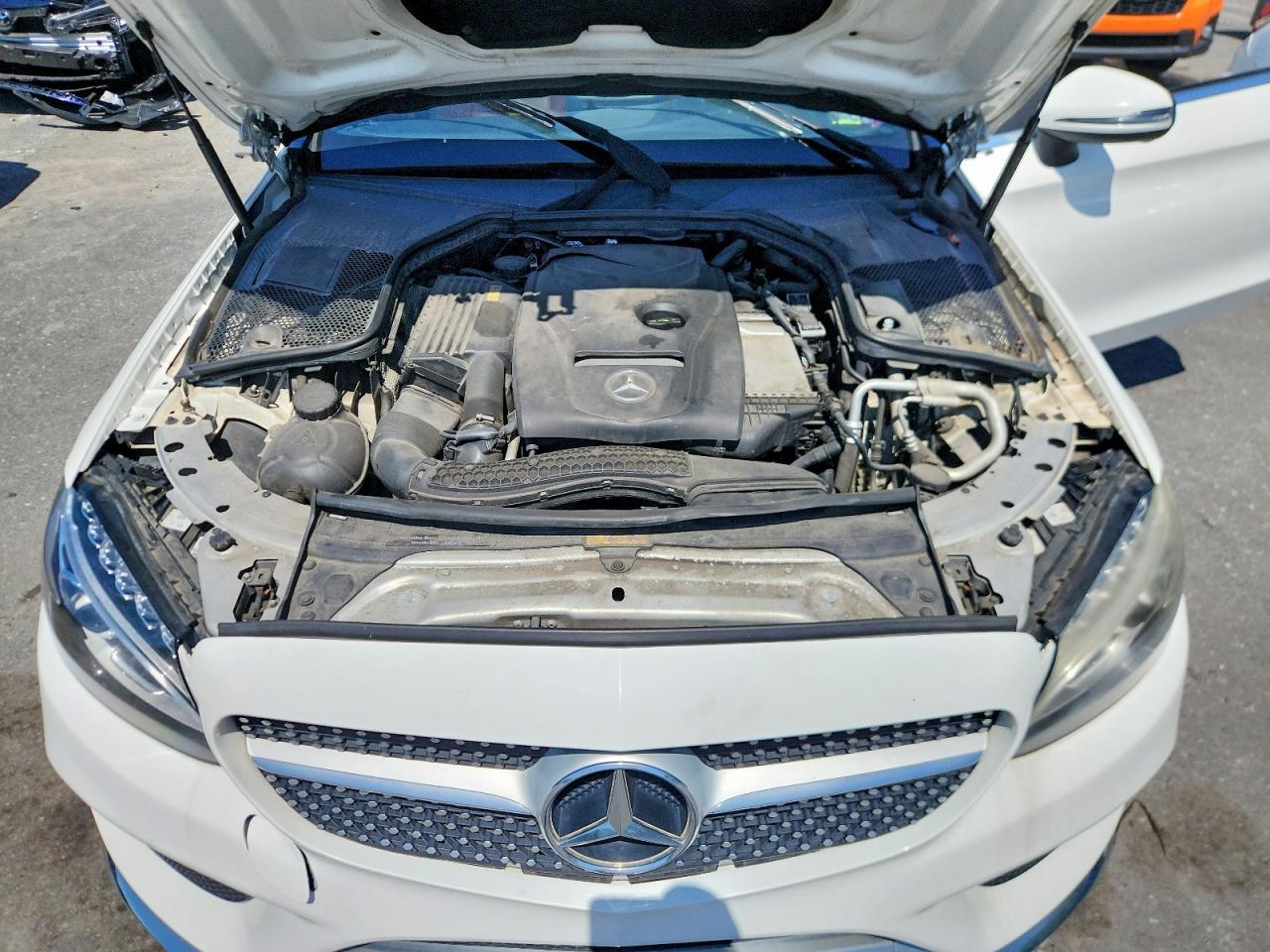 2017 Mercedes-Benz C 300 4Matic - zdjęcie 11