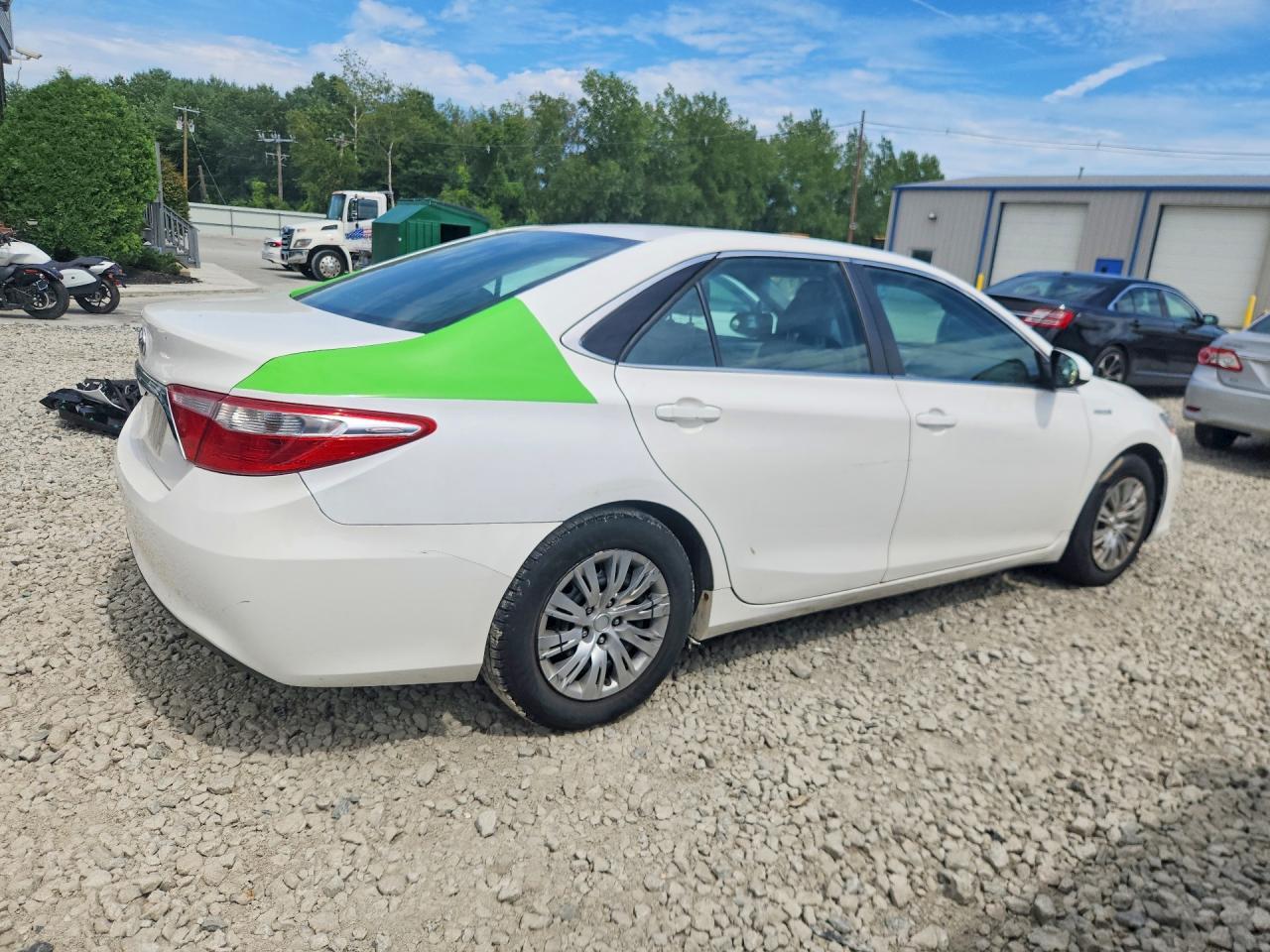 2017 Toyota Camry Hybrid Le - zdjęcie 3