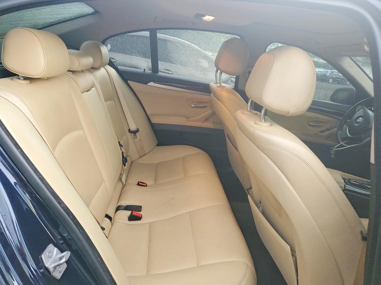 2016 BMW Seria 5 528i - zdjęcie 10