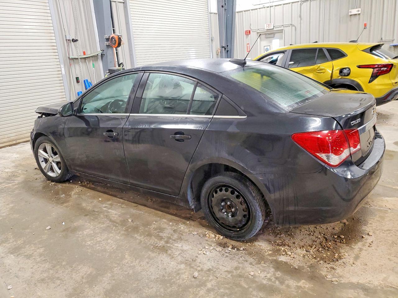 2015 Chevrolet Cruze Lt - zdjęcie 2