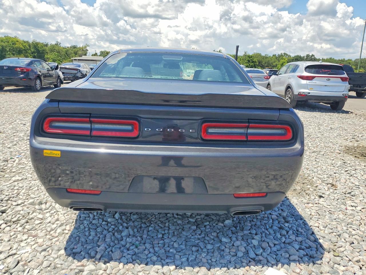 2016 Dodge Challenger Sxt - zdjęcie 6