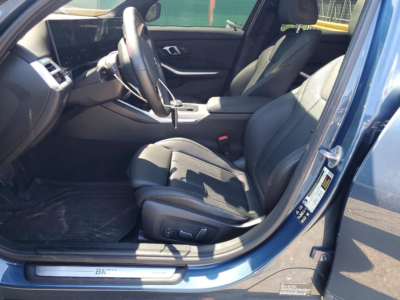 2025 BMW Seria 3 330i - zdjęcie 7