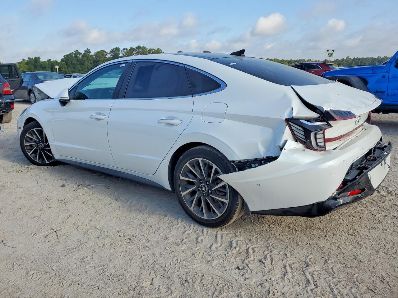 2022 Hyundai Sonata Limited - zdjęcie 2