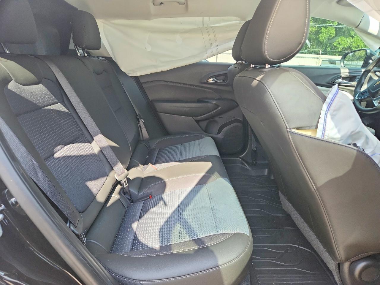 2025 Chevrolet Trax 1Lt - zdjęcie 11