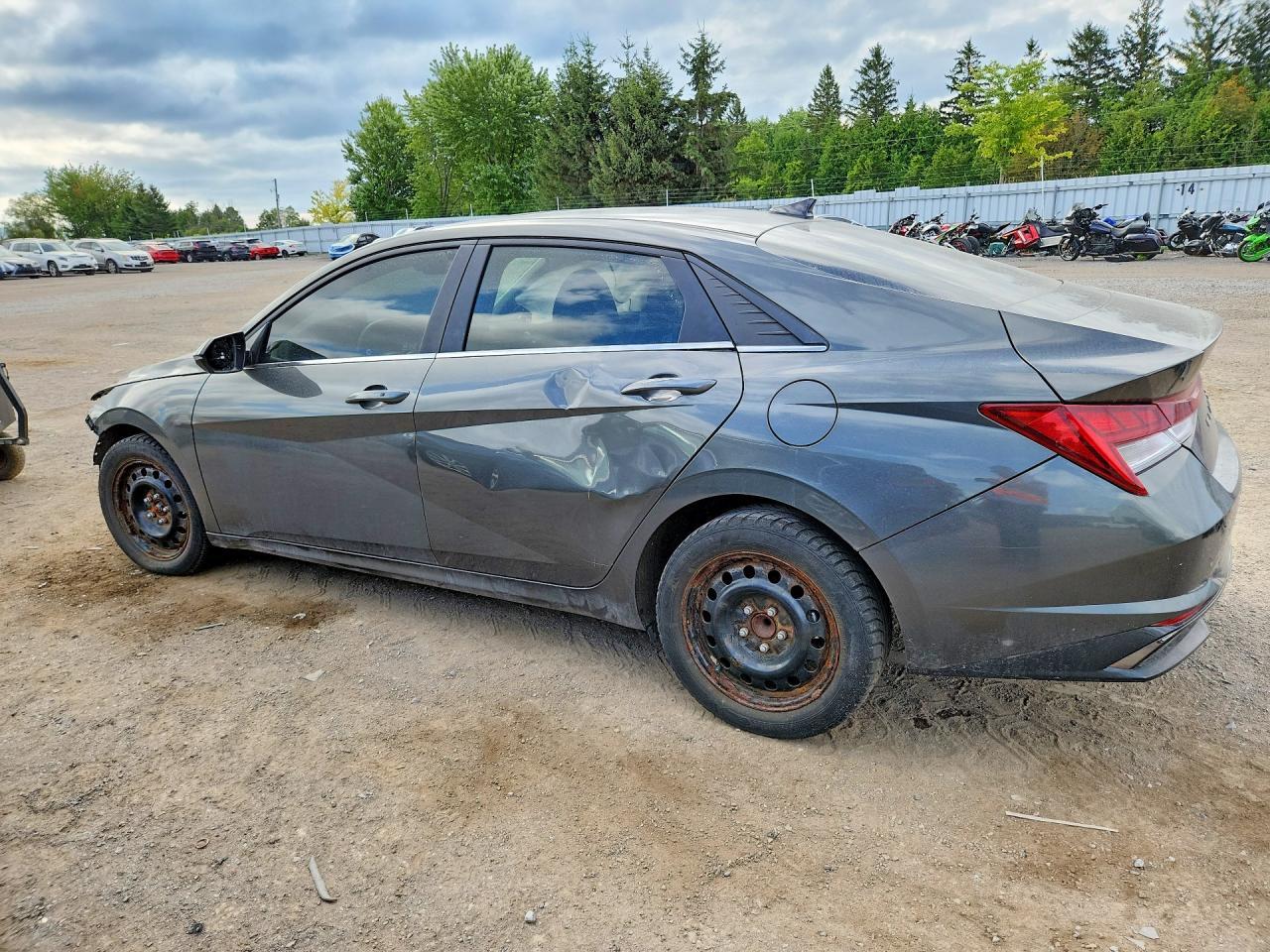 2023 Hyundai Elantra Limited - zdjęcie 2