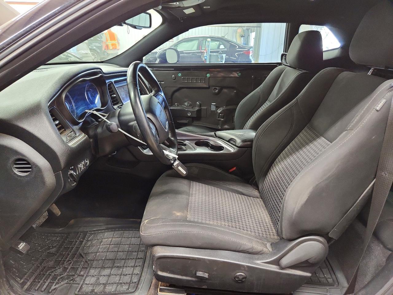 2018 Dodge Challenger Sxt - zdjęcie 7