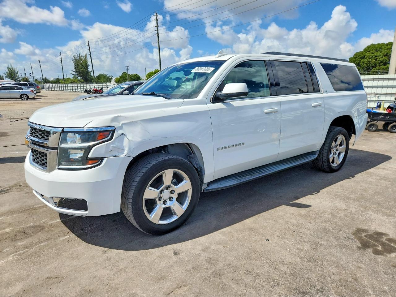 2016 Chevrolet Suburban C1500 Ls - zdjęcie główne