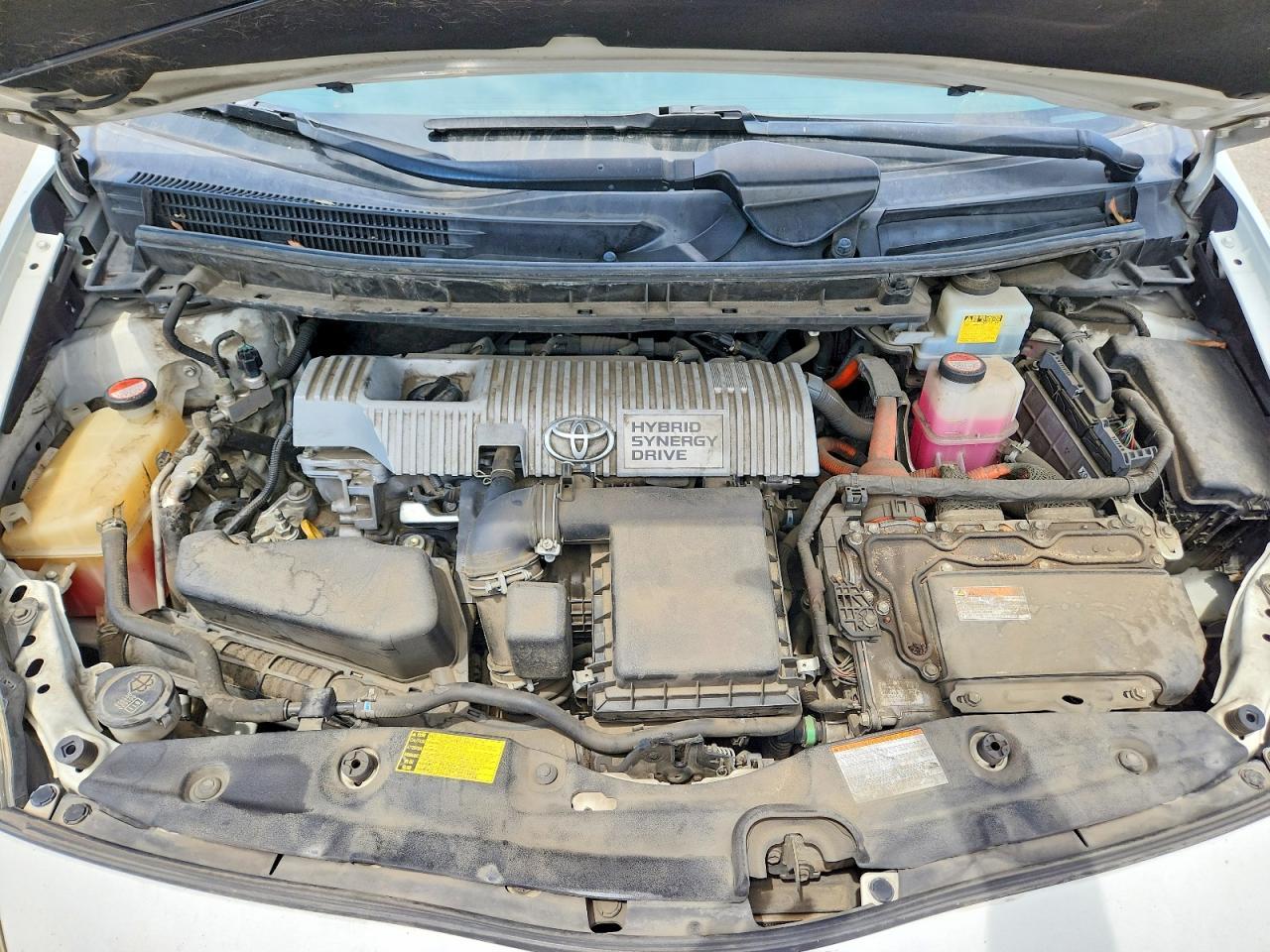 2015 Toyota Prius Two - zdjęcie 11