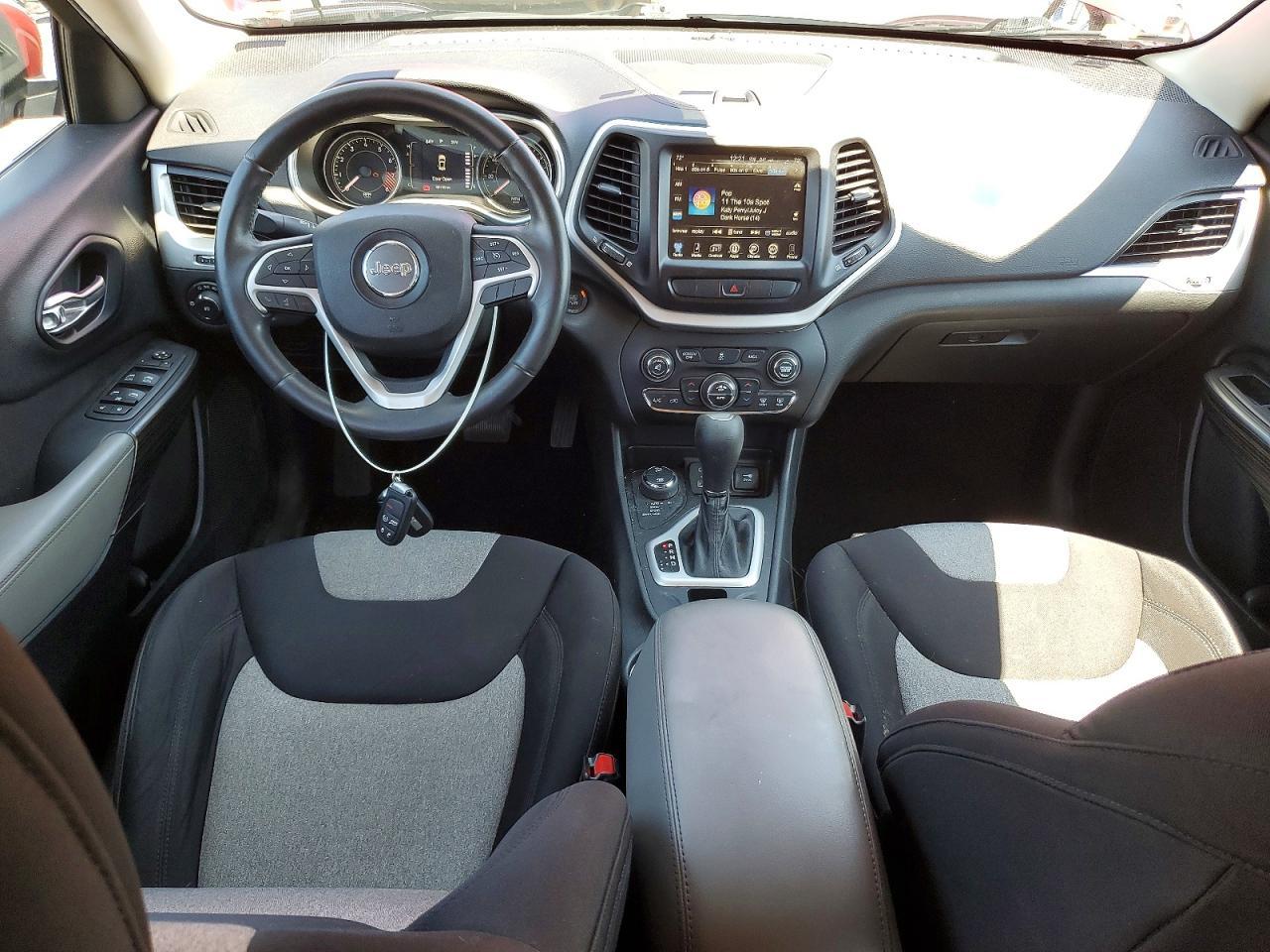 2014 Jeep Cherokee Latitude - zdjęcie 8