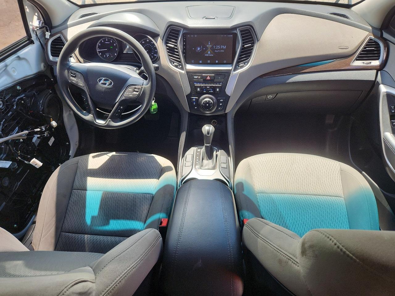 2017 Hyundai Santa Fe Sport 2.4L - zdjęcie 8