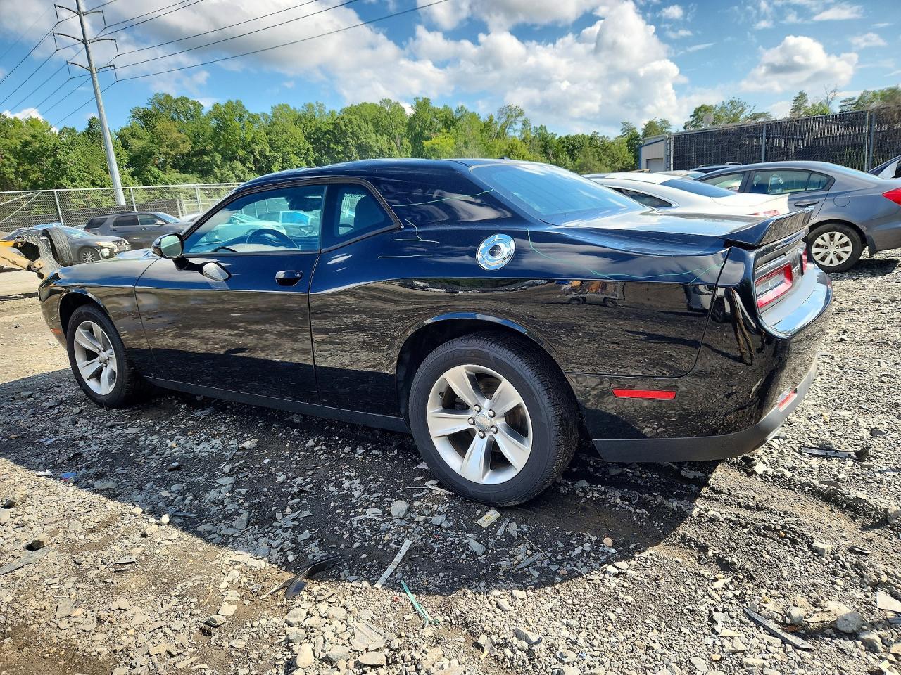 2020 Dodge Challenger Sxt - zdjęcie 2