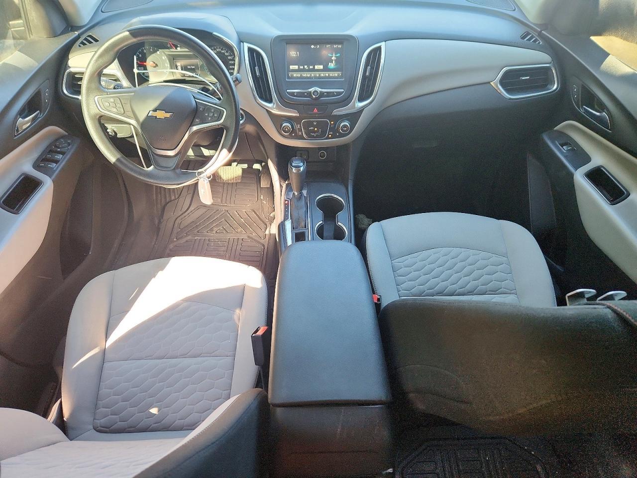 2018 Chevrolet Equinox Ls - zdjęcie 8