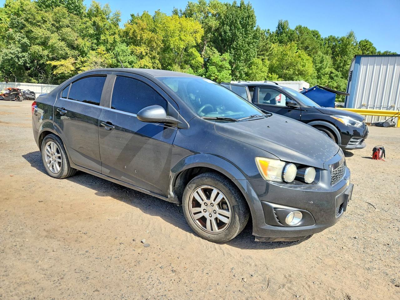 2014 Chevrolet Sonic Lt - zdjęcie 4