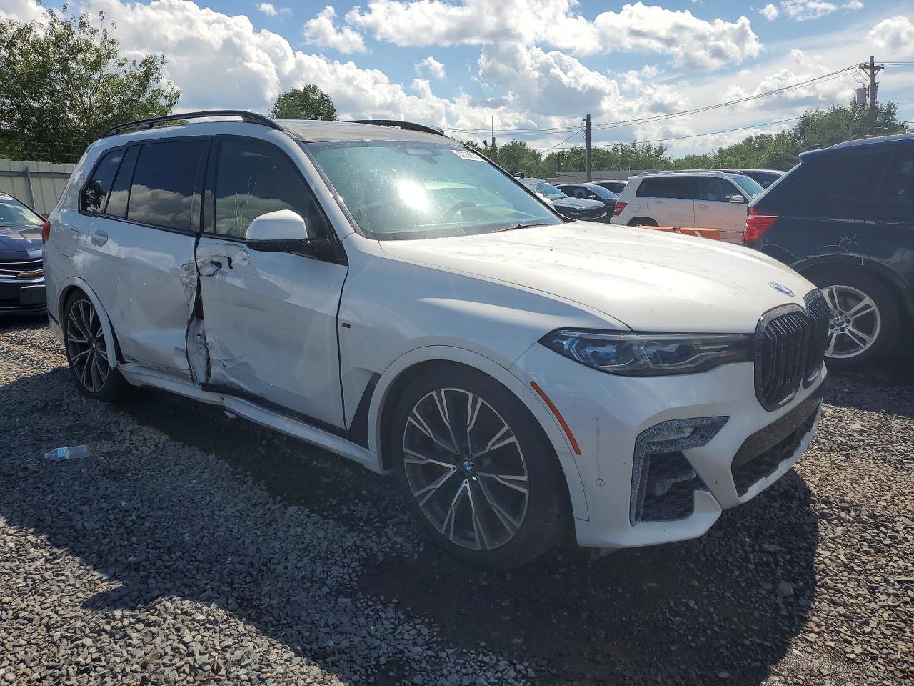 2019 BMW X7 xDrive50I - zdjęcie 4