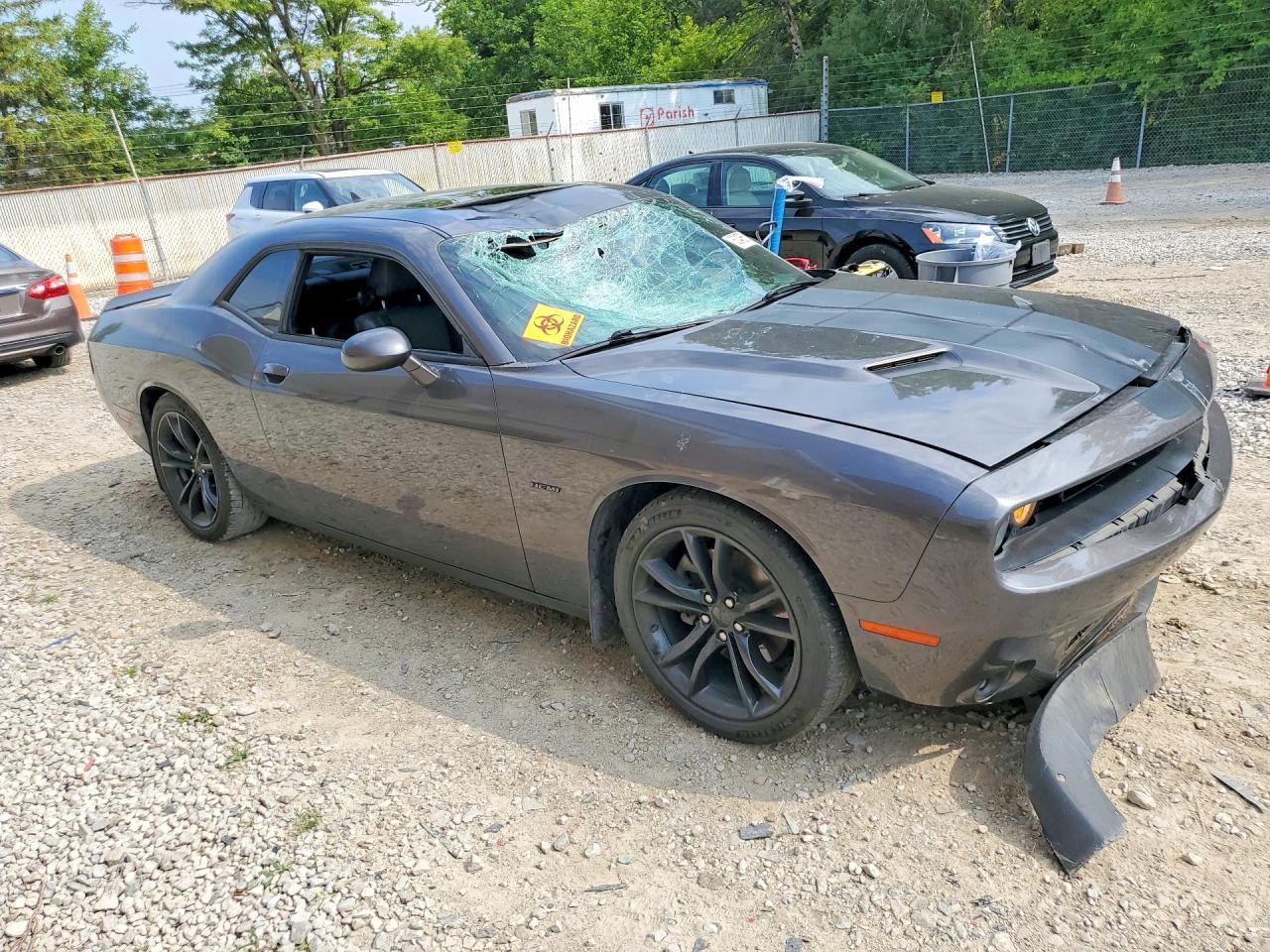 2016 Dodge Challenger R/T - zdjęcie 4