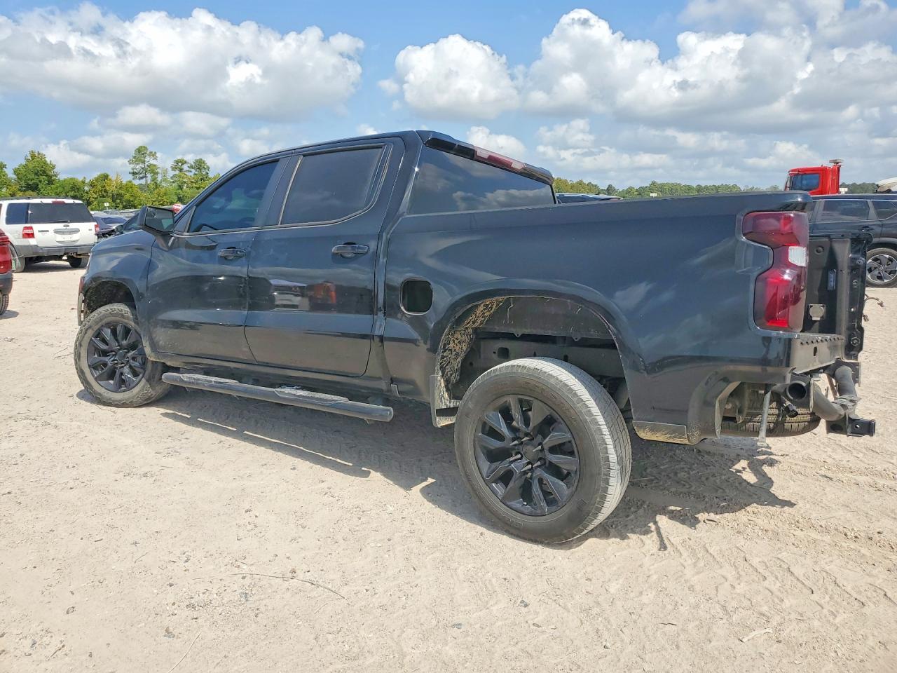 2021 Chevrolet Silverado C1500 Custom - zdjęcie 2