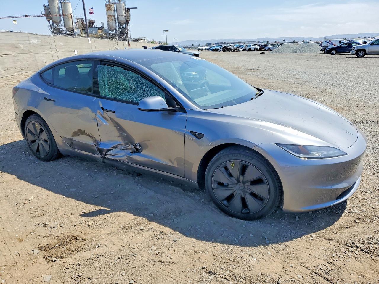 2024 Tesla Model 3 - zdjęcie 4